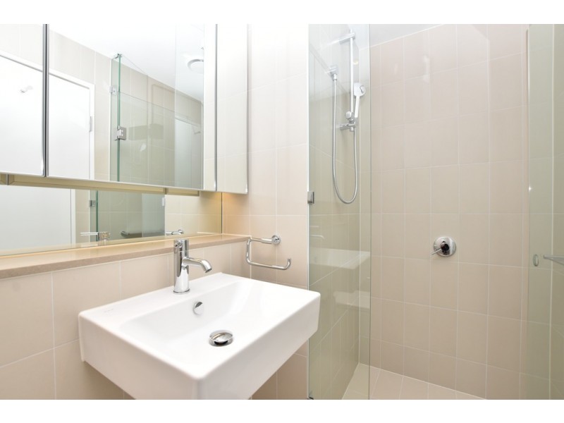 1104S/883 Collins Street, Docklands VIC 3008