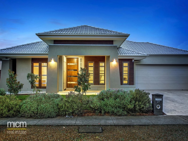 29 Yellowbox Drive, Point Cook VIC 3030