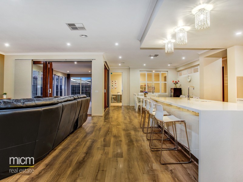 29 Yellowbox Drive, Point Cook VIC 3030