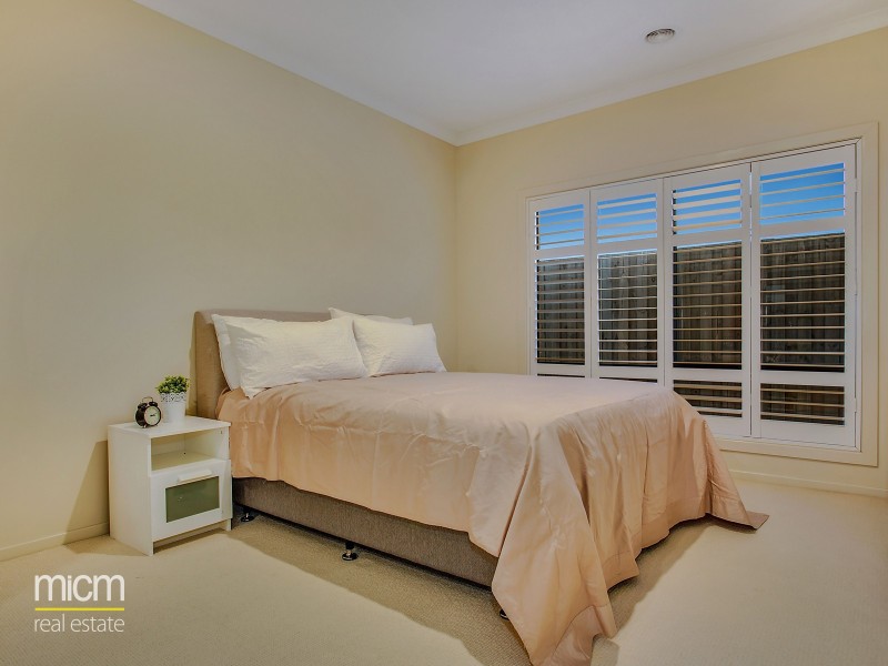 29 Yellowbox Drive, Point Cook VIC 3030