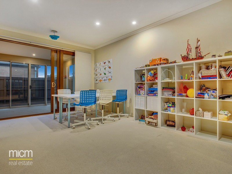 29 Yellowbox Drive, Point Cook VIC 3030