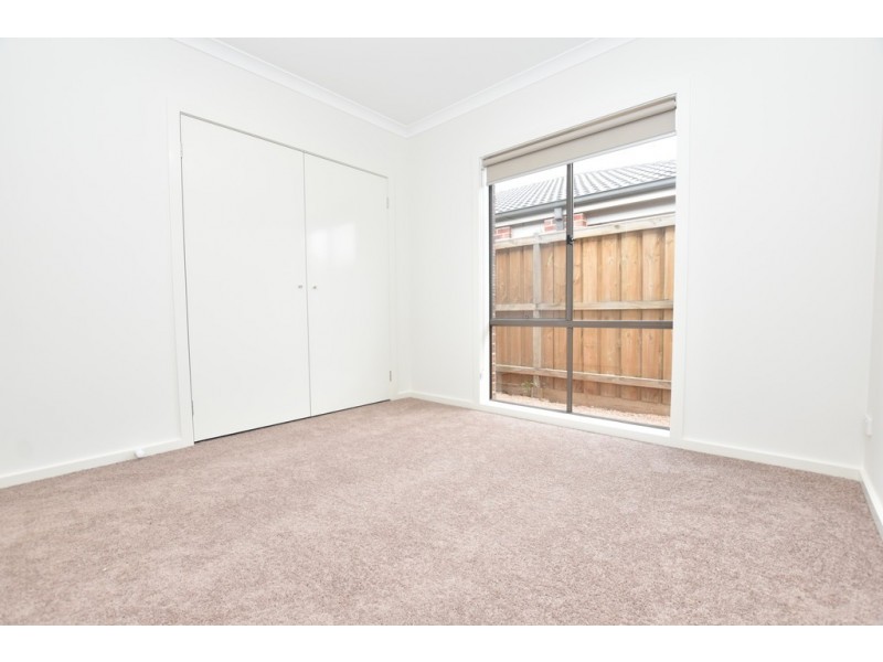 4 Polblue Street, Cranbourne North VIC 3977