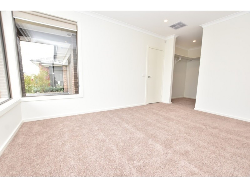 4 Polblue Street, Cranbourne North VIC 3977