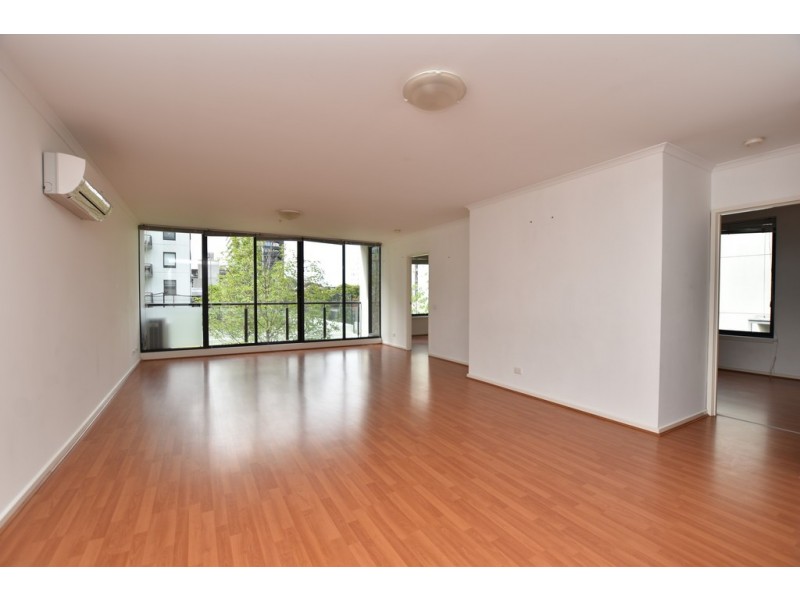 REF 010237/39 Dorcas Street, South Melbourne VIC 3205