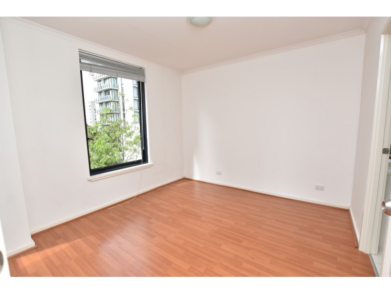 REF 010237/39 Dorcas Street, South Melbourne VIC 3205