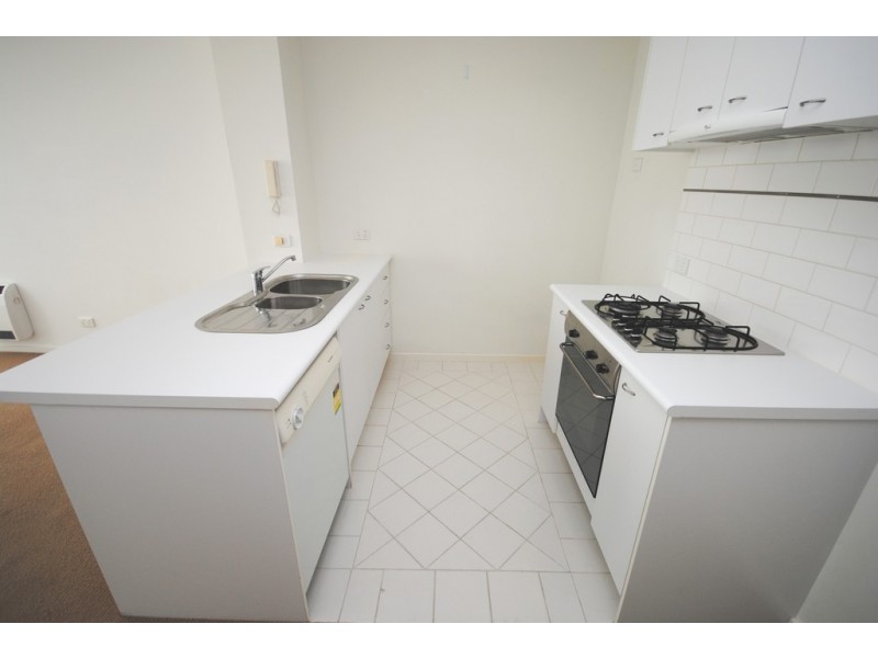 REF 010265/39 Dorcas Street, South Melbourne VIC 3205