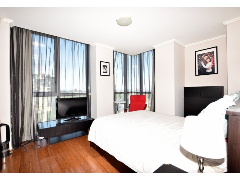 REF 010205/88 Kavanagh Street, Southbank VIC 3006