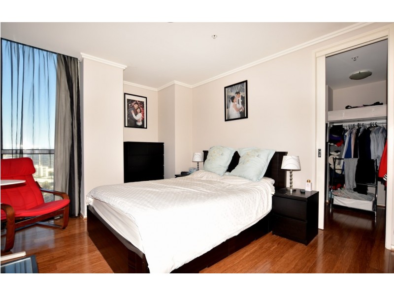 REF 010205/88 Kavanagh Street, Southbank VIC 3006