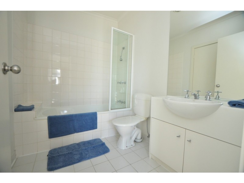 17/18 Ireland Street, West Melbourne VIC 3003