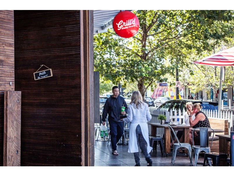 24 Broadside Walk, Point Cook VIC 3030