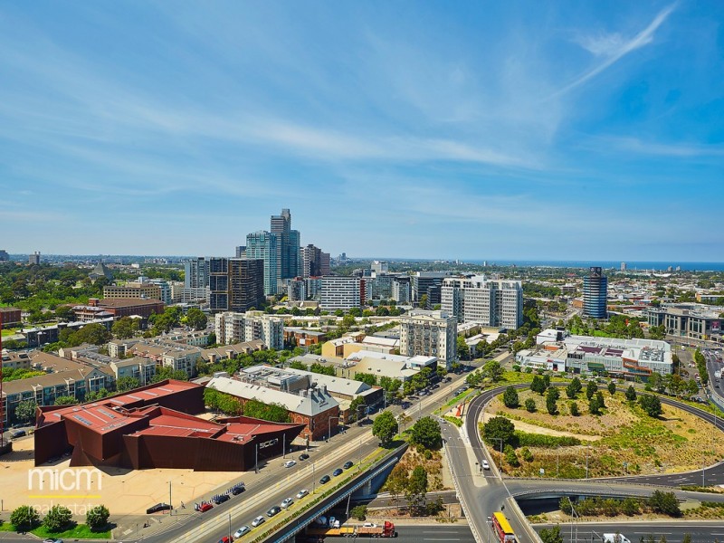 2403/152 Sturt Street, Southbank VIC 3006