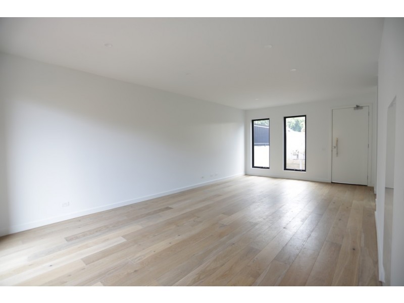 2B Staughton Road, Camberwell VIC 3124