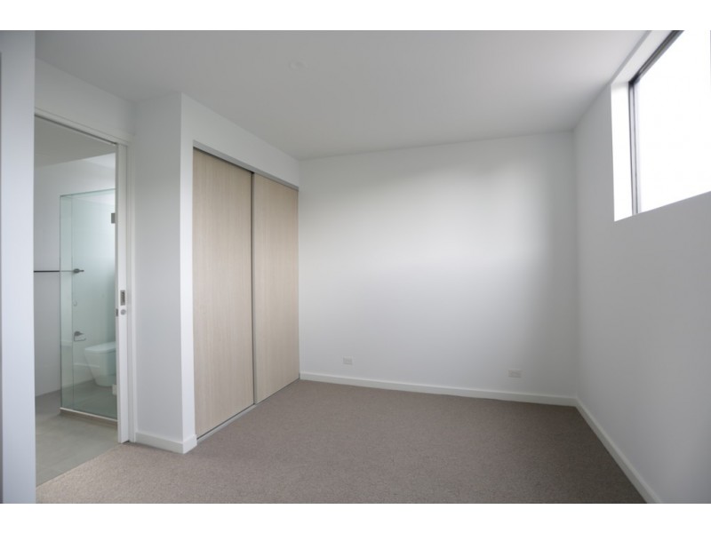 2B Staughton Road, Camberwell VIC 3124