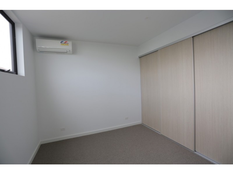 2B Staughton Road, Camberwell VIC 3124