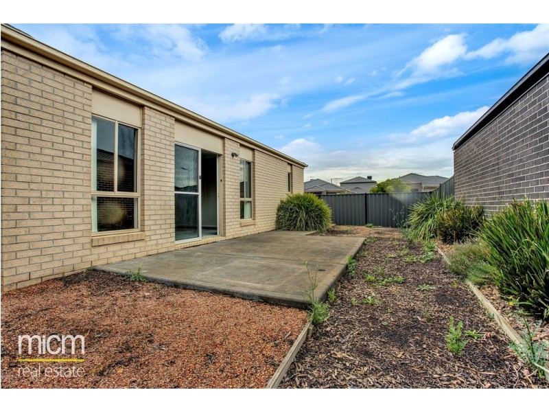 3 Gallant Road, Point Cook VIC 3030