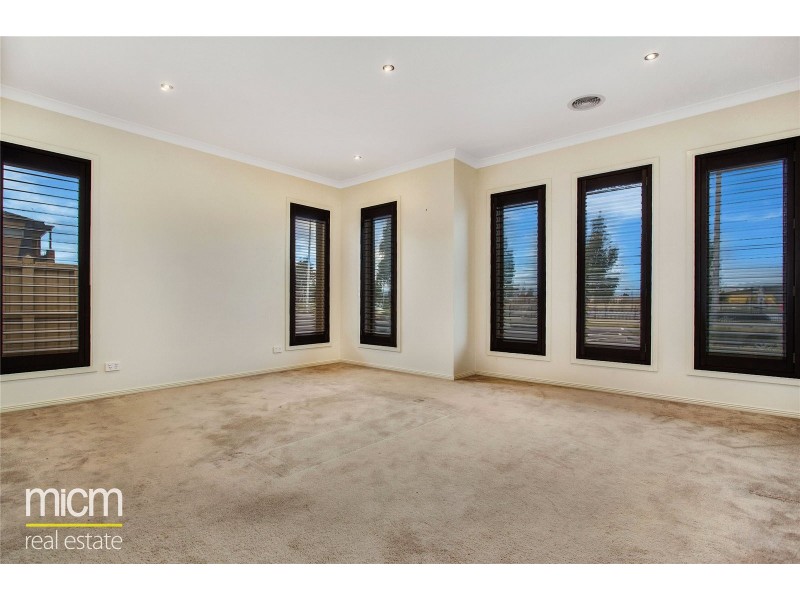 274 Boardwalk Boulevard, Point Cook VIC 3030