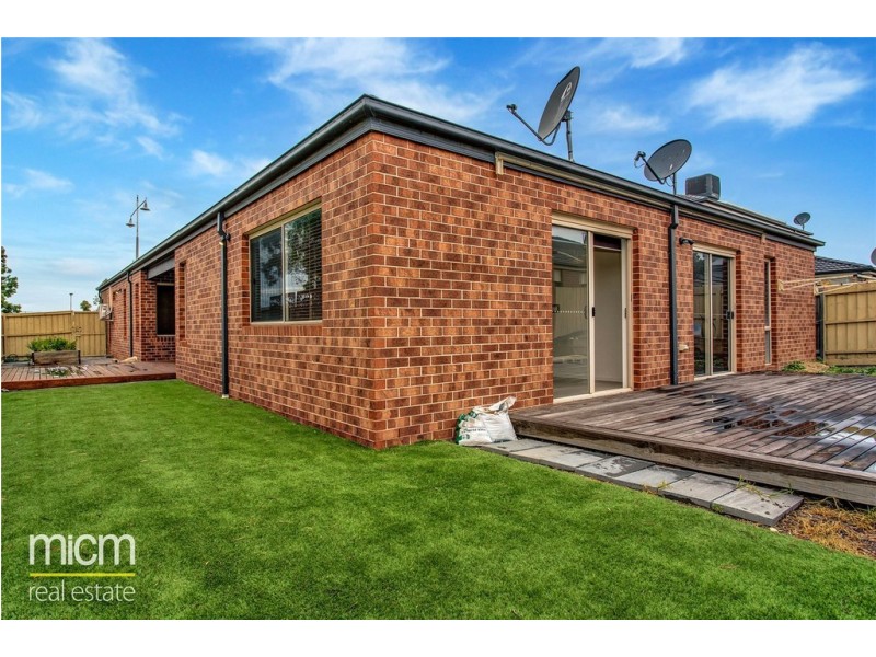274 Boardwalk Boulevard, Point Cook VIC 3030