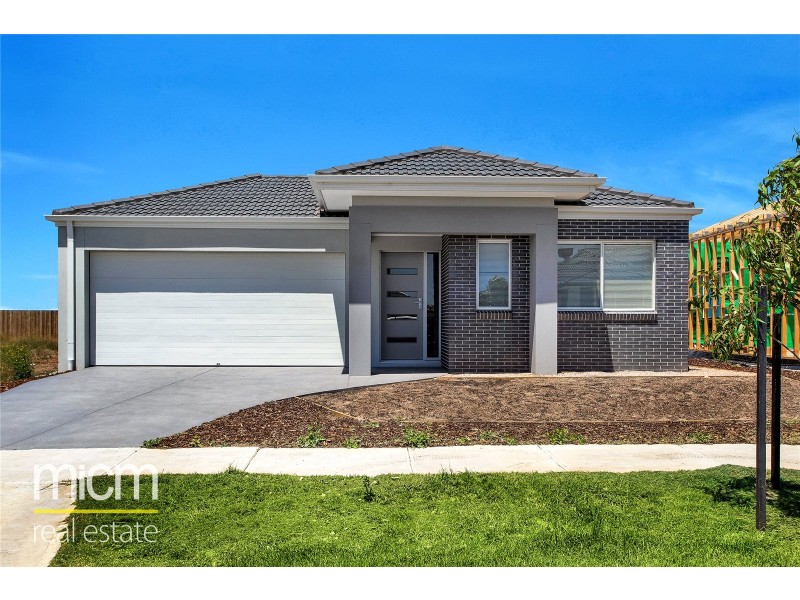 3 Lismore Road, Point Cook VIC 3030