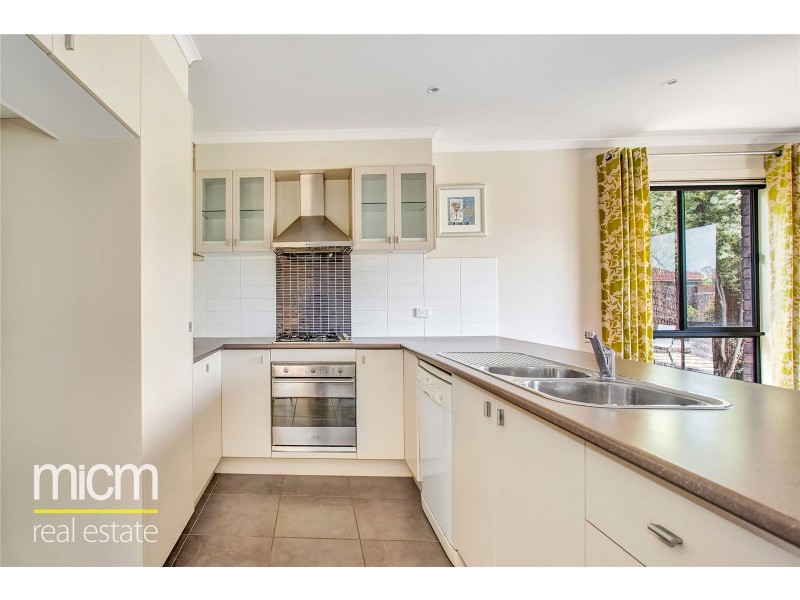 1 Roman Court, Point Cook VIC 3030