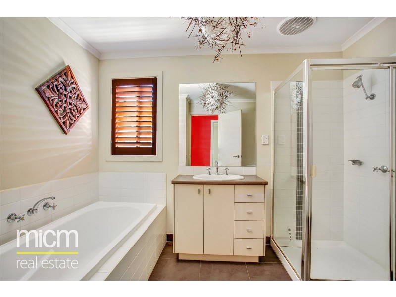 1 Roman Court, Point Cook VIC 3030