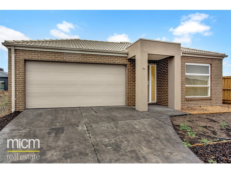 9 Walgett Street, Point Cook VIC 3030