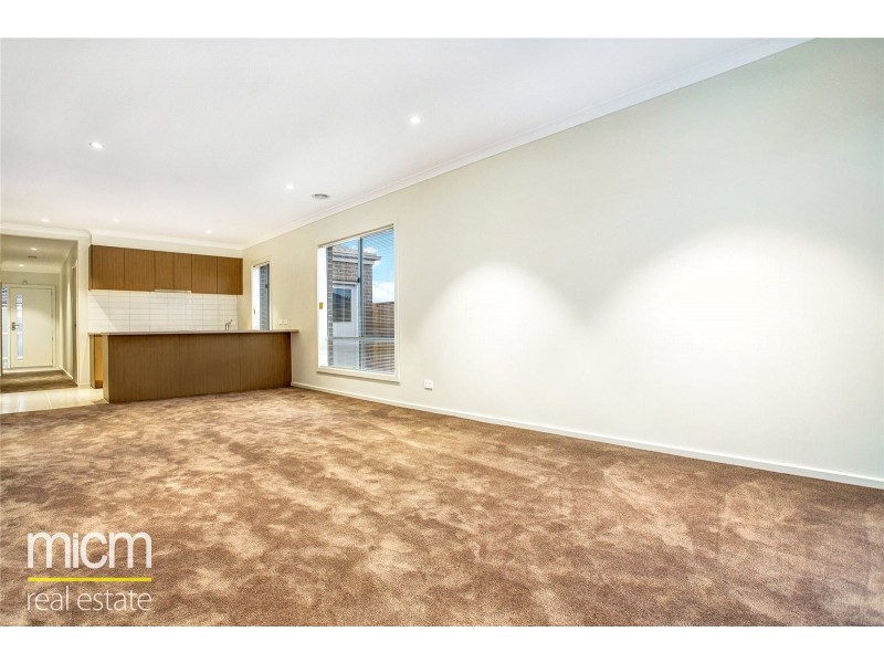 9 Walgett Street, Point Cook VIC 3030