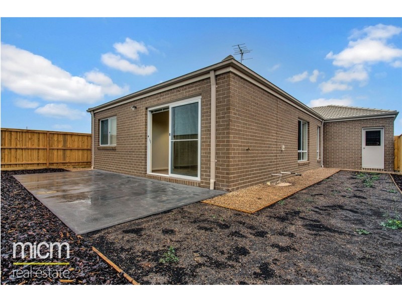 9 Walgett Street, Point Cook VIC 3030