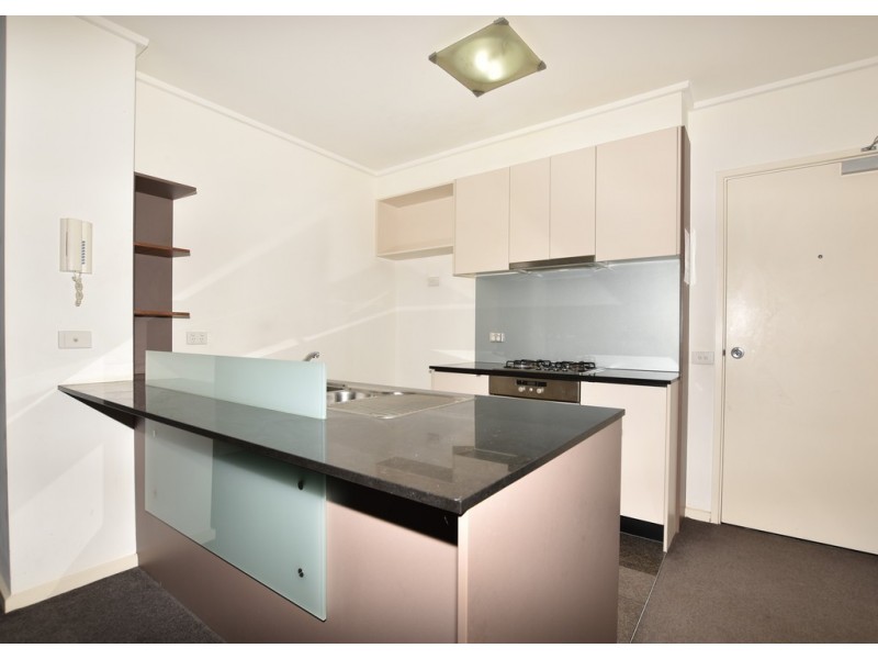 REF 010974/183 City Road, Southbank VIC 3006