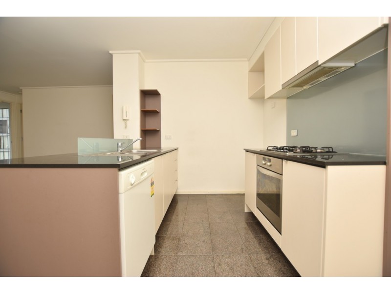 REF 010974/183 City Road, Southbank VIC 3006