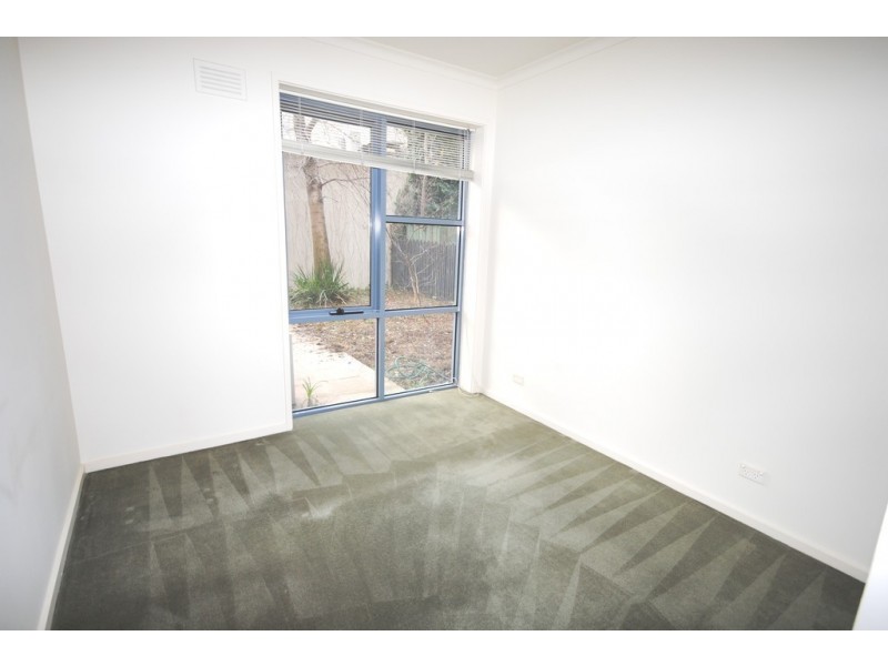 REF 011005/102 Wells Street, Southbank VIC 3006