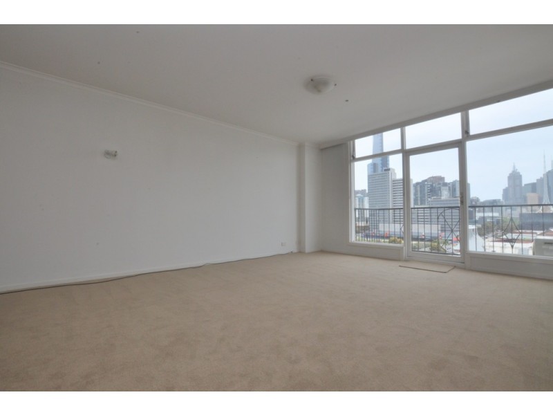 REF 011035/161 Sturt Street, Southbank VIC 3006