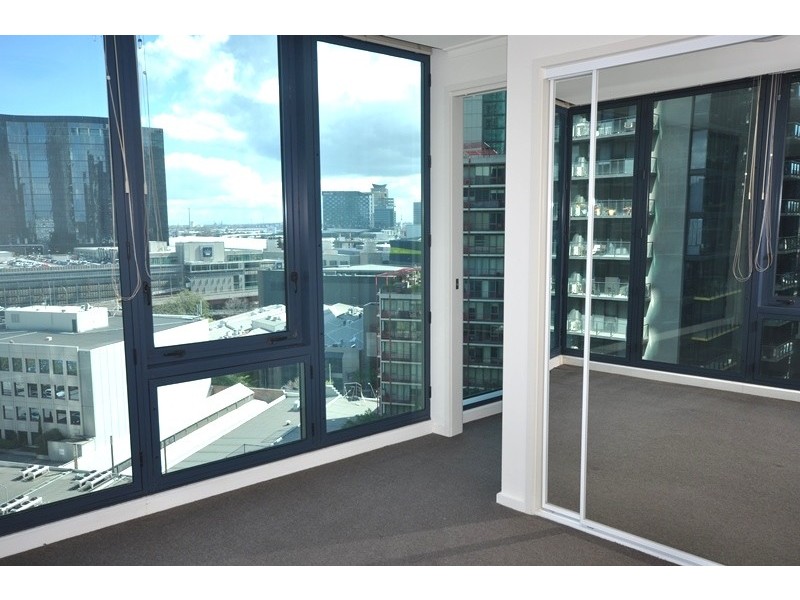 REF 01115/180 City Road, Southbank VIC 3006