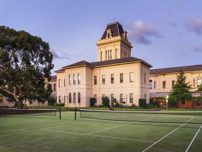 72 Wiltshire Drive, Kew VIC 3101