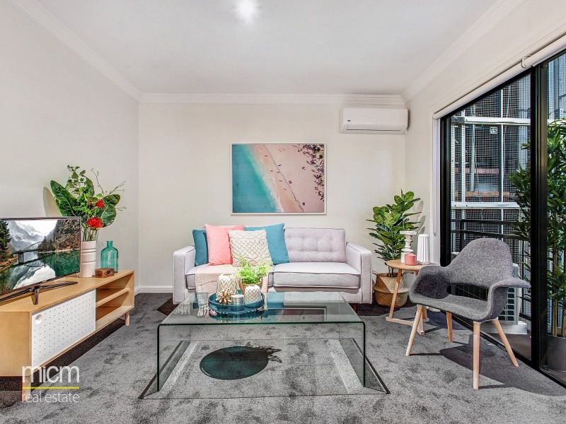 608/67-71 Stead Street, South Melbourne VIC 3205