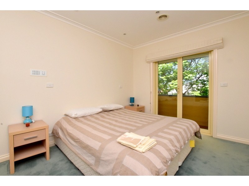 68 Station Road, Seddon VIC 3011