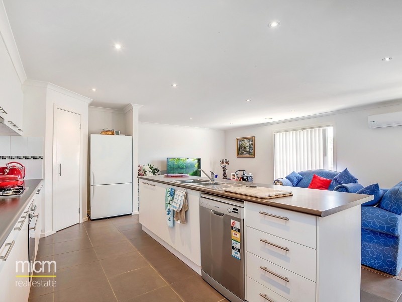 31 Kimba Circuit, Truganina VIC 3029