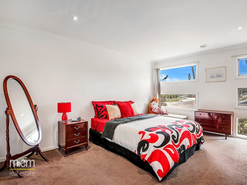 31 Kimba Circuit, Truganina VIC 3029