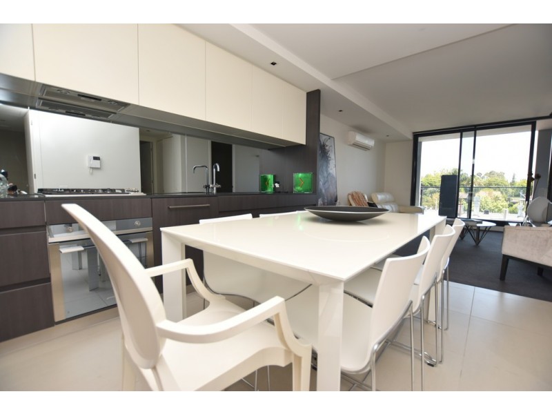 214/862 Glenferrie Road, Hawthorn VIC 3122