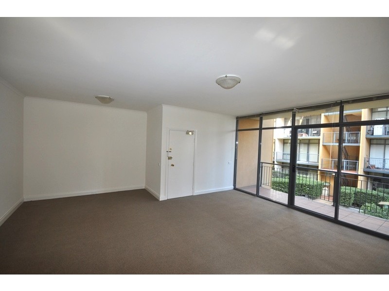 REF 011983/28 Little Lonsdale Street, Melbourne VIC 3000