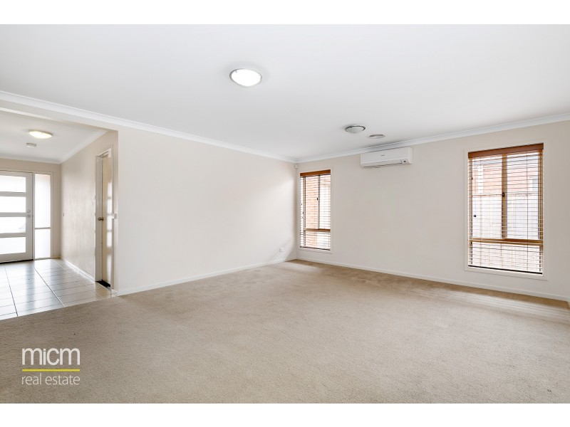 15 Warunda Parade, Point Cook VIC 3030