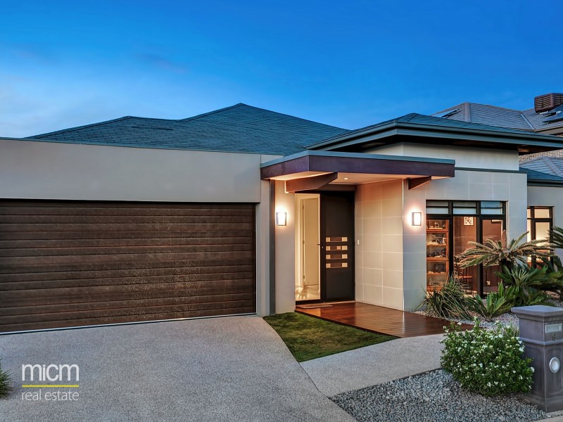 6 Bell Crescent, Point Cook VIC 3030
