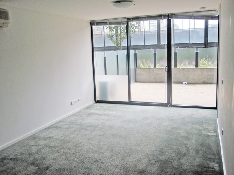 REF 012207/668 Bourke Street, Melbourne VIC 3000