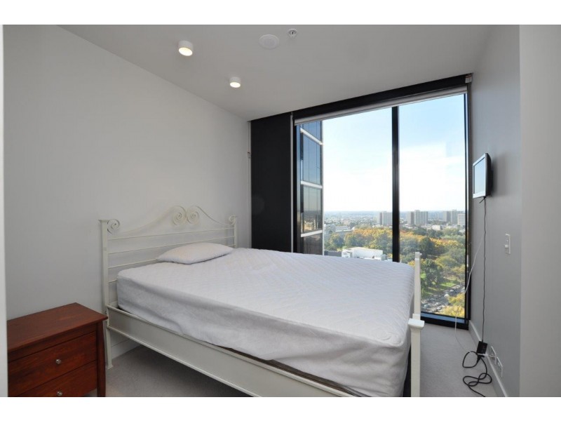 2114/33 Mackenzie Street, Melbourne VIC 3000