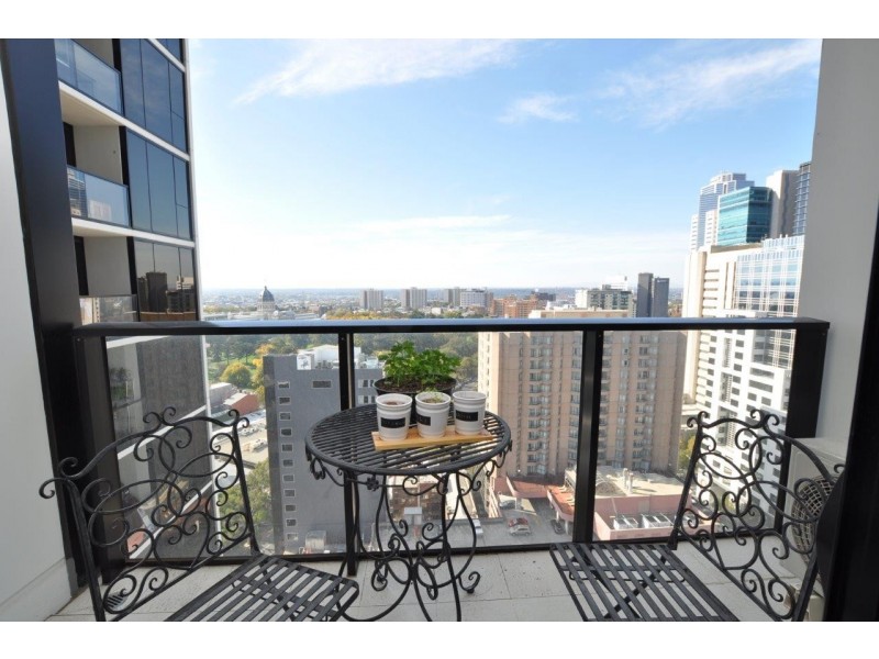 2114/33 Mackenzie Street, Melbourne VIC 3000