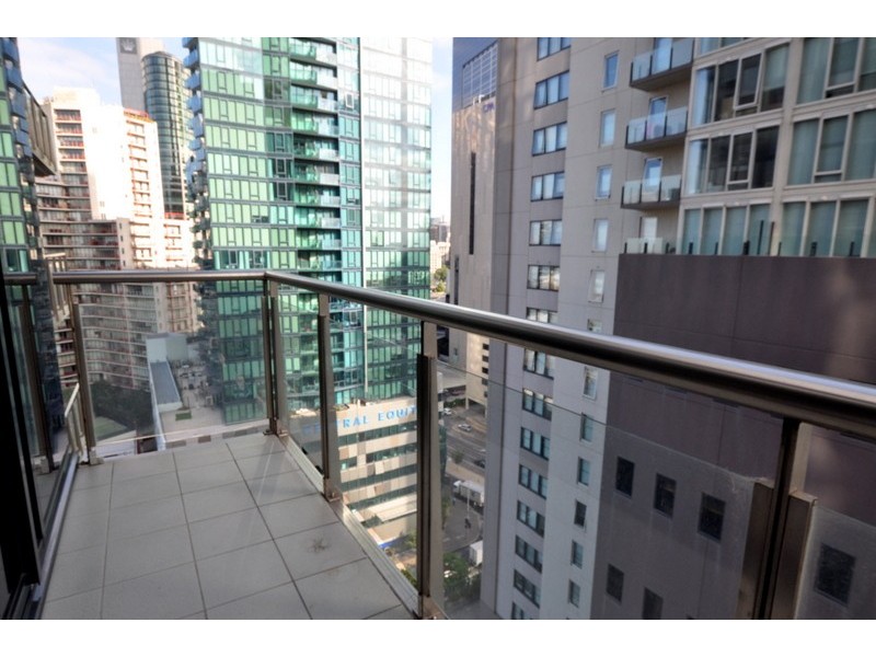 REF 012568/173 City Road, Southbank VIC 3006