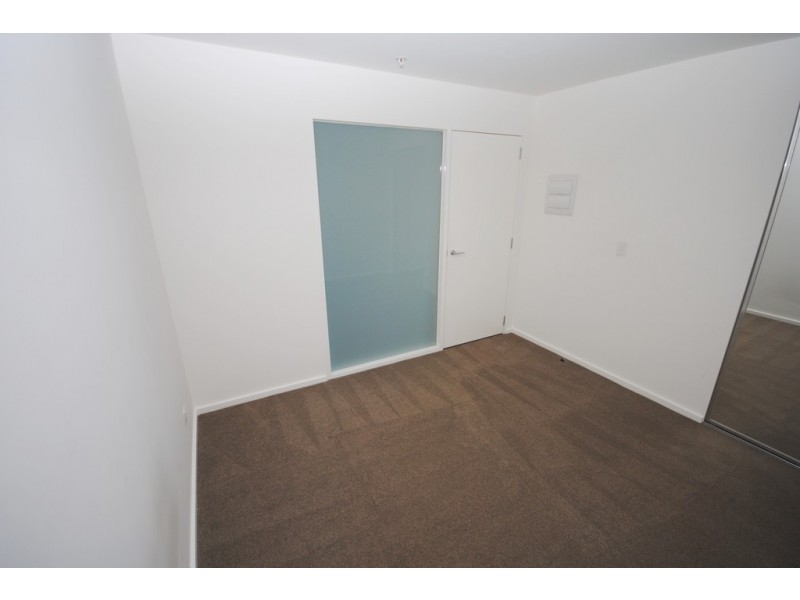 REF 012903/241 City Road, Southbank VIC 3006