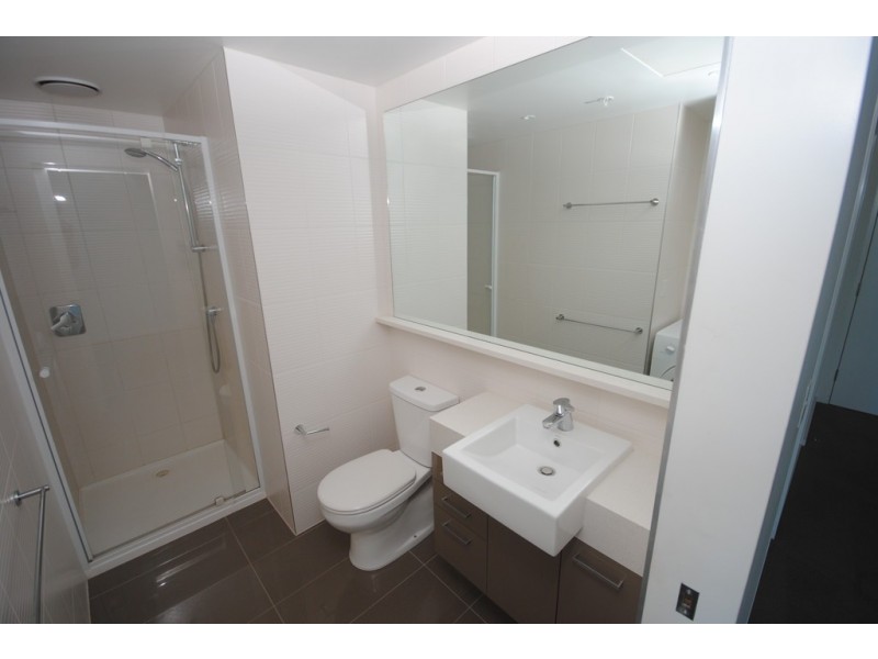 REF 012903/241 City Road, Southbank VIC 3006