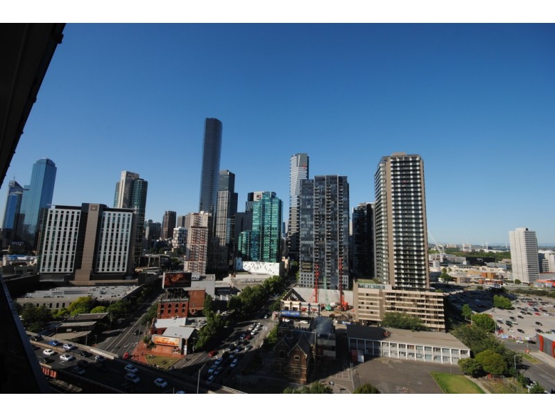REF 012903/241 City Road, Southbank VIC 3006