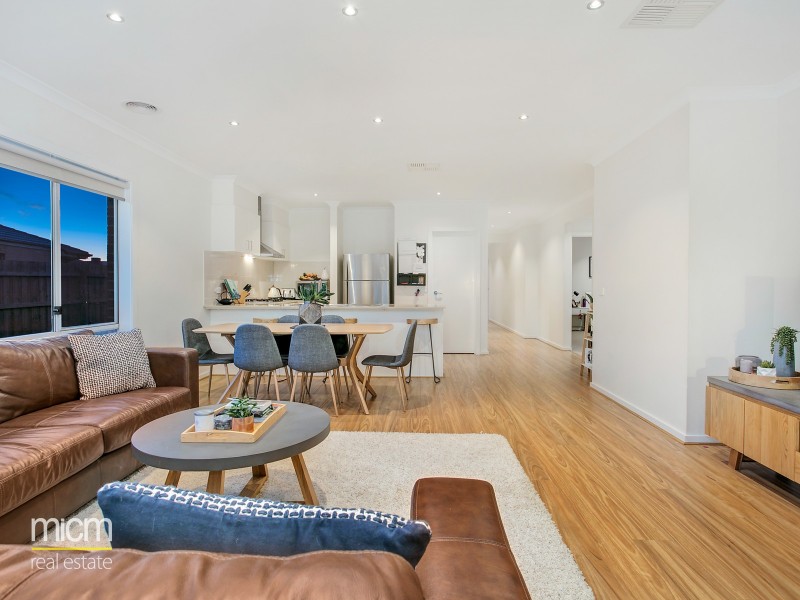 11 Broome Road, Point Cook VIC 3030
