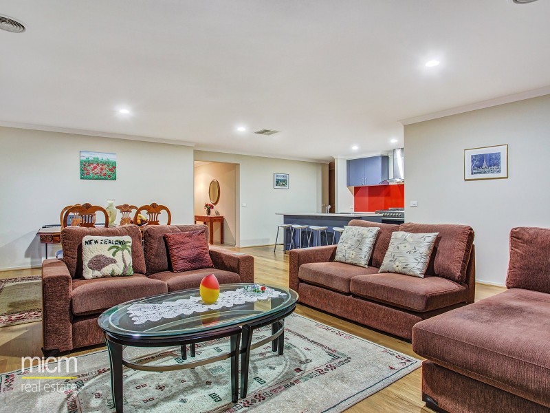 11 Verdure Street, Point Cook VIC 3030